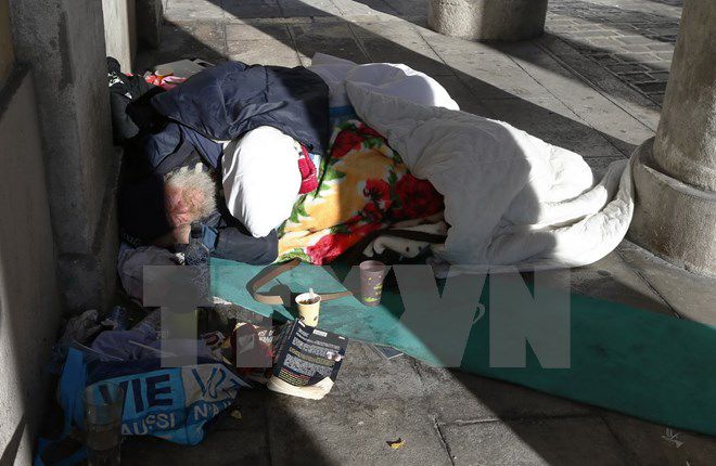 Pháp: Tình trạng người vô gia cư tăng mạnh