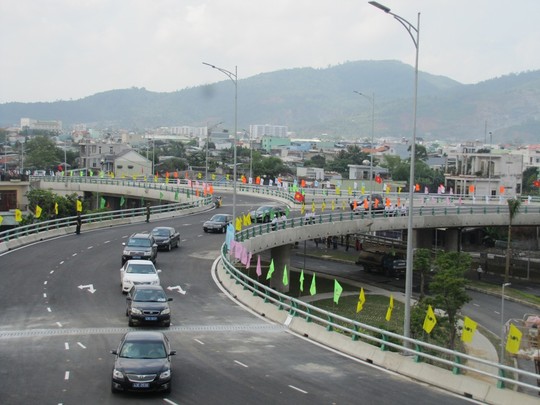 TP. Đà Nẵng khánh thành cầu vượt 3 tầng đầu tiên của Việt Nam