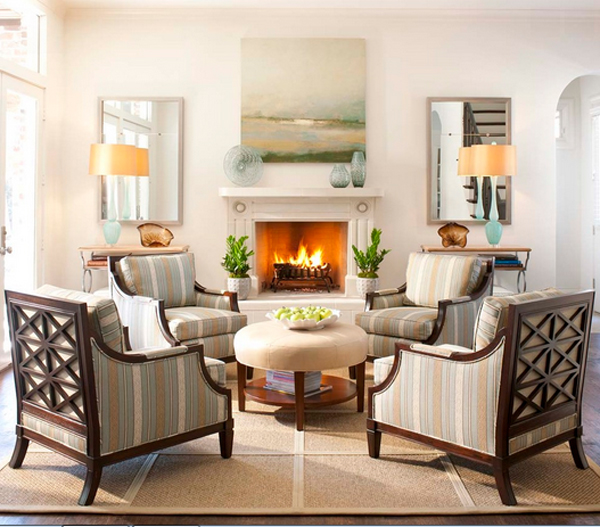 Cả một bộ bàn ghế sofa bọc vải nổi bật giữa phòng khách phòng khách