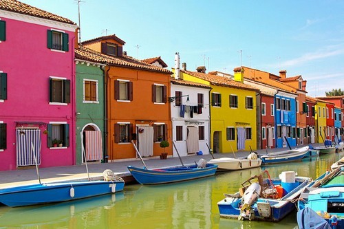 Burano là một trong 4 hòn đảo xinh đẹp thuộc TP Venice (Italy)