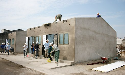 xây nhà ở cho hộ nghèo