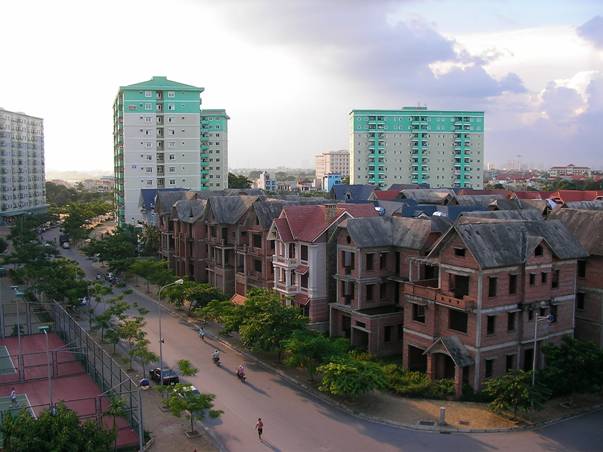 phân khúc trung bình, trên trung bình, BĐS 2016