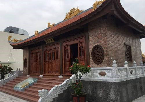 Hà Nội: Những tòa chung cư xây chùa trên tầng thượng