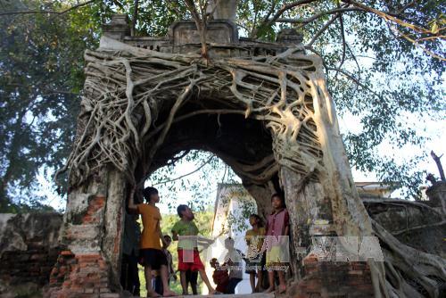 cổng làng ở Nghệ An