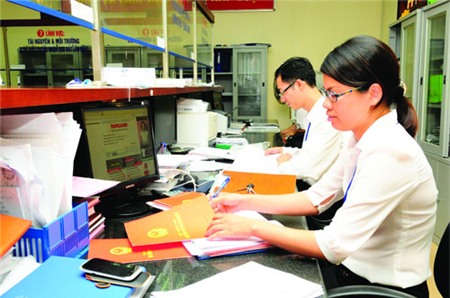 Hà Nội: Từ 1/8 sẽ thực hiện kê khai hồ sơ cấp sổ đỏ cho cá nhân qua mạng