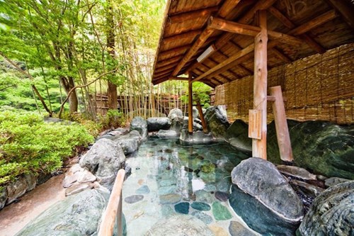 Khách sạn Nishiyama Onsen Keiunkan