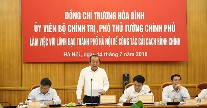 Xử lý chủ đầu tư nợ thuế nhưng vẫn cấp sổ đỏ cho dân