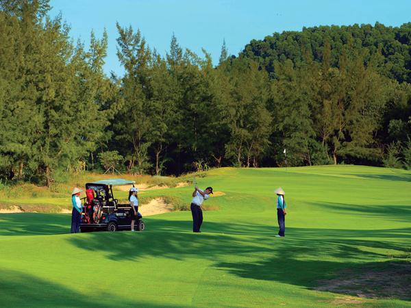 Tp.HCM: Đề xuất bổ sung sân golf Cần Giờ vào quy hoạch