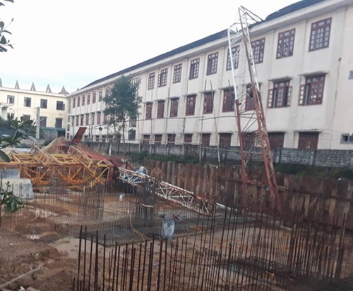 Thành phố Vinh đình chỉ xây dựng 17 công trình