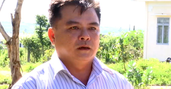 bán đất công kiếm lời