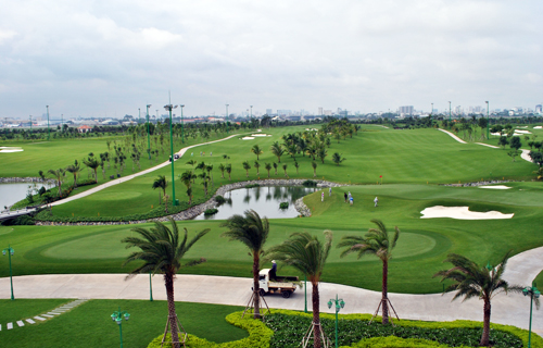 Phương án mở rộng sân bay Tân Sơn Nhất về hướng sân golf?