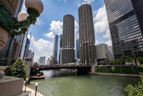 Tháp đôi Chicago's Marina City 