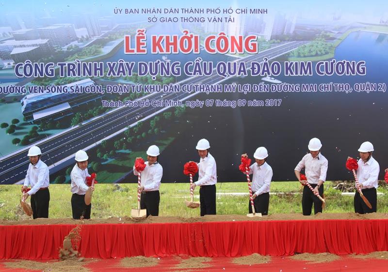 Cầu qua đảo Kim Cương