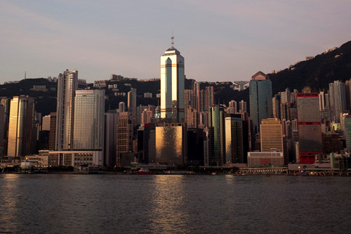 Người đứng sau thương vụ mua tòa nhà giá kỷ lục 5,15 tỉ USD ở Hồng Kông