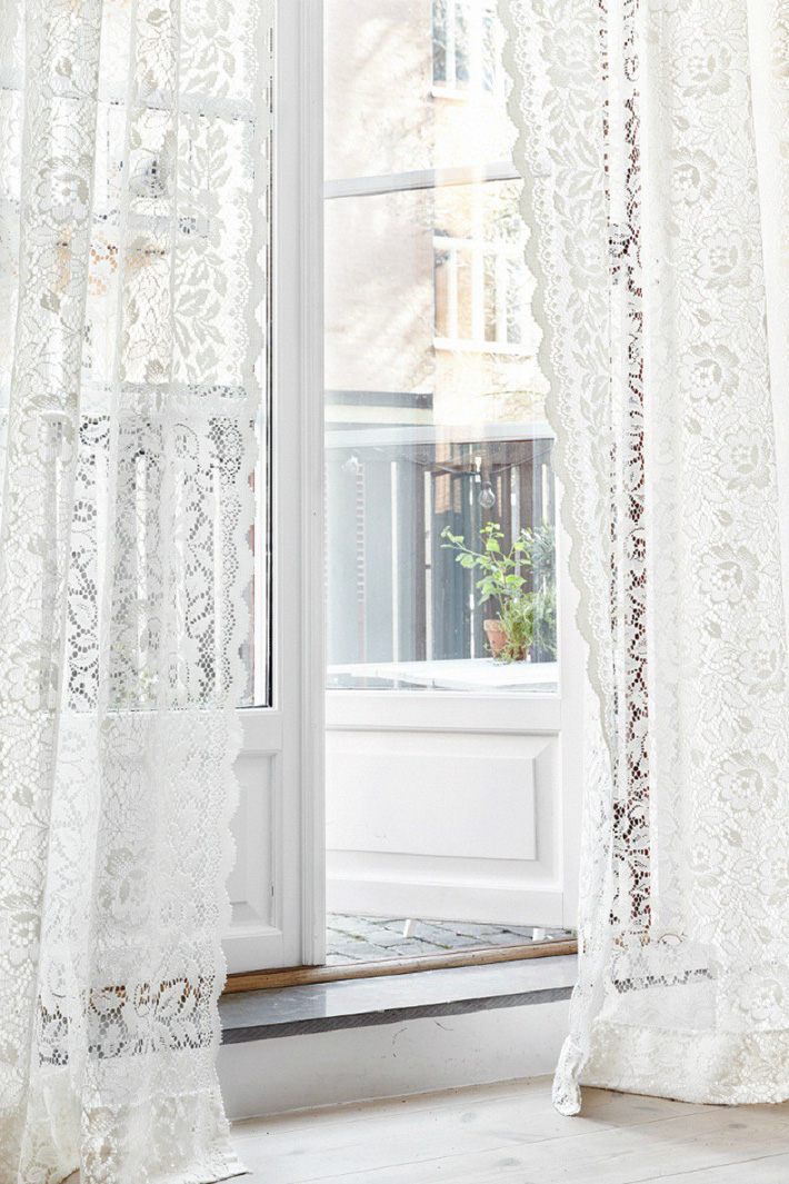 rèm cửa sổ bằng vải ren