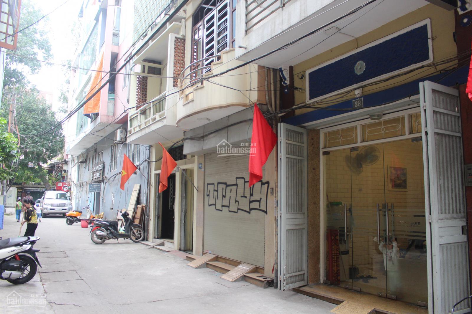 Bức tranh chung của  thị trường nhà riêng tại Hà Nội khá ảm đạm khi giá bán chủ yếu đi ngang hoặc có tăng nhưng không đáng kể 