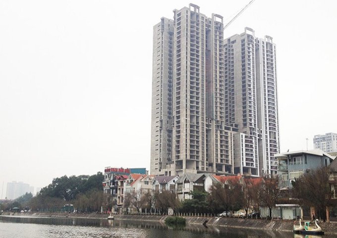 Bán biệt thự đô thị mới Văn Quán, diện tích 180m2. mặt hồ, mặt tiền 13m. LH 0978353889.