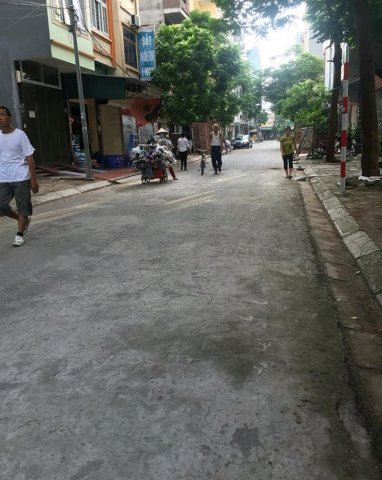 Bán đất tái định cư Phú Diễn, đường 11m ô tô vào nhà vỉa hè 2 bên đường