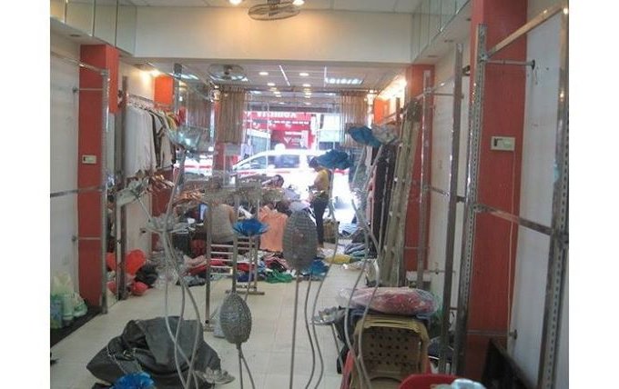 Cho thuê cửa hàng mặt phố tại Hàng Đường, Hoàn Kiếm, Hà Nội diện tích 120m2 giá 75 tr/th