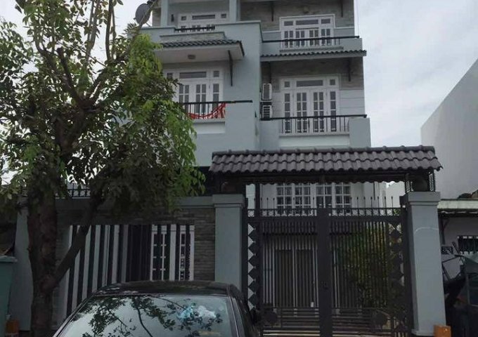 Nhà mặt tiền Nguyễn Văn Linh Quận 7 cần bán gấp