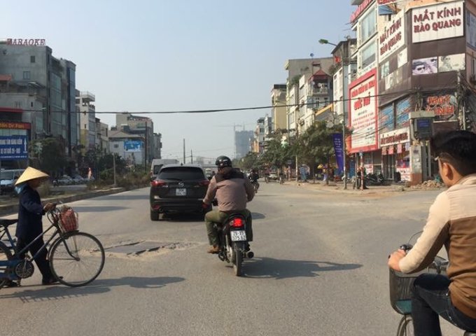 Đất trục chính kinh doanh khu tái định cư Phú Diễn, mặt đường 21m, DT 50m2, MT 4.15m