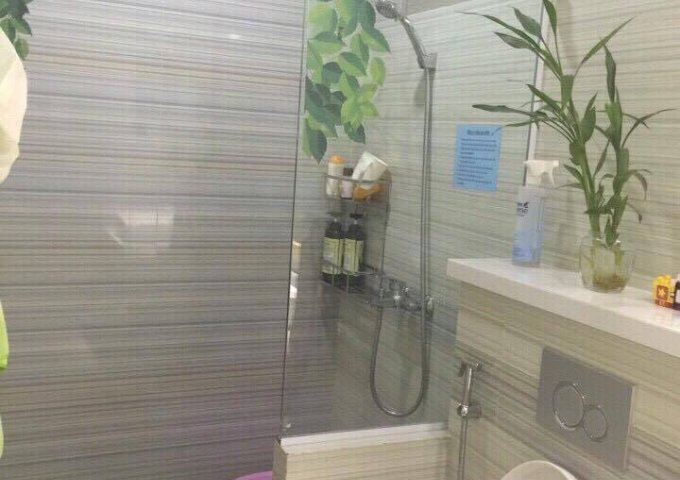 Bán gấp căn hộ 24T2 Trung Hòa, Nhân Chính, DT 129m2, giá 29 triệu/m2. LH Kiều Thúy 0949170979