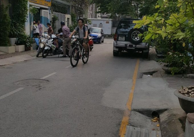 Cần bán gấp căn biệt thự liền kề 183 Hoàng Văn Thái