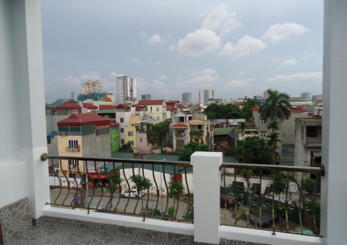 Bán nhà riêng khu Hồ Ba Mẫu, Đống Đa, 50m2, 5 tầng mới, đường ô tô tránh, 4.95 tỷ. 0936335995