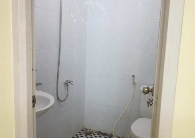 Căn hộ chung cư Đông Hải Tower, Tô Ký, Q. 12, 2PN, 2WC cho thuê 4.5tr/tháng