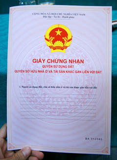 Cần thanh lý 250m2, 800tr đất thổ cư, mặt tiền đường Nguyễn Cửu Phú, SH riêng. 01262603221