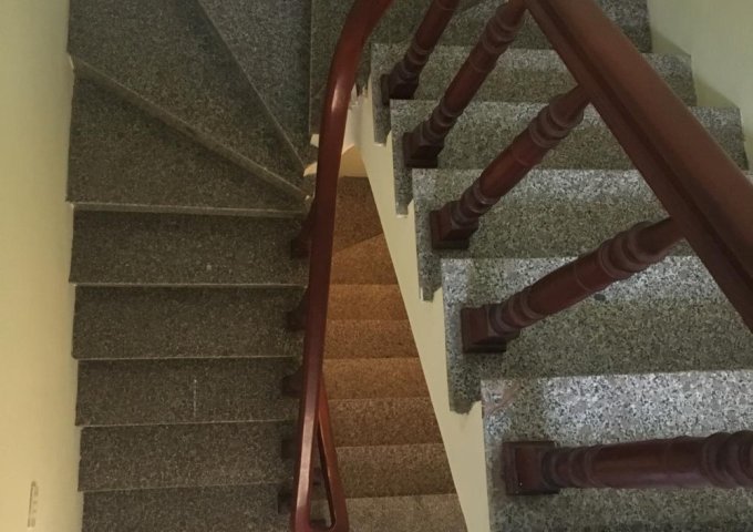 Bán nhà ngõ 26 Phan Đình Giót, Hà Đông, 4 tầng, 30m2, 1.8 tỷ