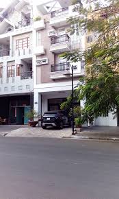 Bán nhà mặt phố tại Dự án Khu nhà phố Hưng Gia, Quận 7, Hồ Chí Minh diện tích 111m2 giá 16 Tỷ LH : 0915679129 ( Cường ) 