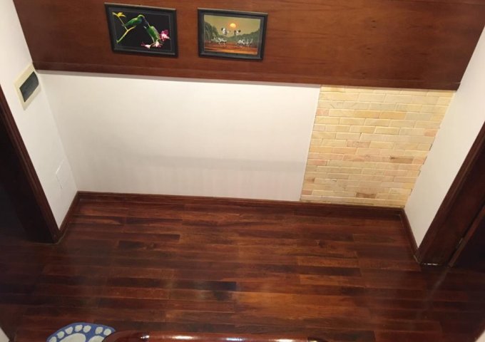 Bán biệt thự 96 Nguyễn Huy Tưởng 196m2 x 4 tầng, đường 3 ô tô, giá 22 tỷ