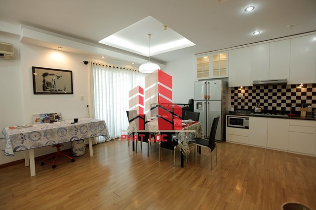 Cho thuê căn hộ Indochina Park tower 2PN/2WC 80m2 full nội thất đẹp 14tr/th Tel 0932709098