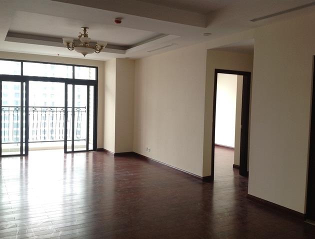 Cho thuê căn hộ chung cư 70m2 mặt phố Tam Trinh thích hợp làm văn phòng, trung tâm