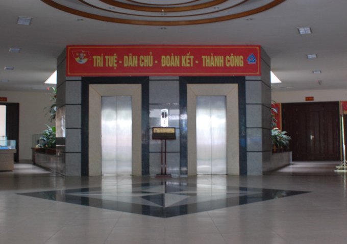Cho thuê văn phòng hạng B tại Tôn Thất Tùng, Đống Đa, Hà Nội giá từ 12USD/m2.LH 0946628181