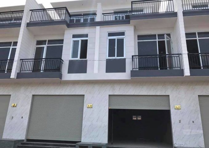 Bán nhà phố liền kề Hóc Môn. 0902532239 