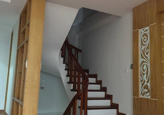 Cho thuê căn hộ ở nGoại Giao Đoàn tòa NO3T2 (tòa đẹp nhất Ngoại Giao Đoàn)