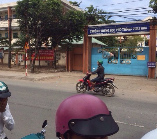 đất thái hoà . ngay trường thcs thái hoà . diện tích 5x30 . sổ riêng .đất 2 mặt tiền . giá 650tr