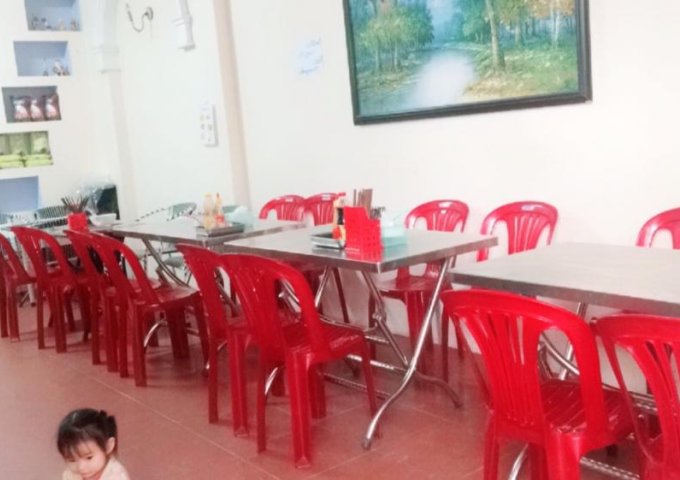 Cần sang quán cơm, cafe văn phòng, kinh doanh tốt, gần Phổ Quang, phường 2, Tân Bình