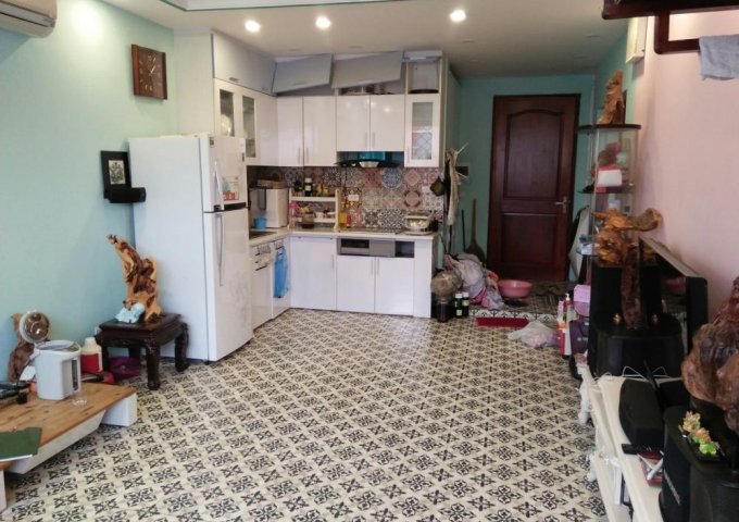 Bán căn hộ tập thể Đầm Trấu 1,8 tỷ, 63m2, bán hạ giá