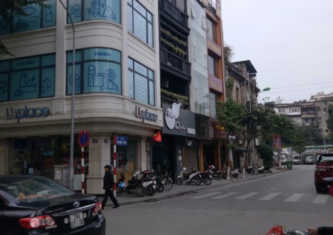 Bán nhà mặt phố 27 Hàng Vôi, mặt tiền 6.8m, vỉa hè rộng, vị trí đẹp, LH: 0987.794.913