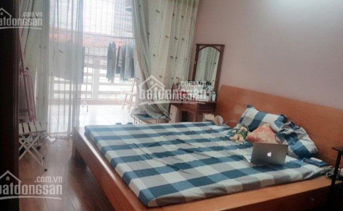 Bán căn góc CC cán bộ TW ngõ 238 Hoàng Quốc Việt, 90m2, 2 PN, 2 WC, giá: 2.45 tỷ