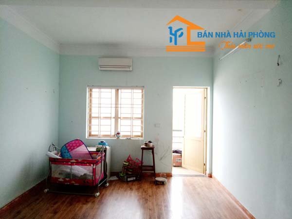 Chính chủ bán căn hộ tầng 2 khu chung cư Vĩnh Niệm, Lê Chân, Hải Phòng.