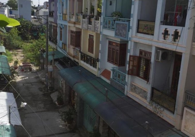 Nhà HXH 118, đường Liên Khu 5-6, P Bình Hưng Hòa B, Q. Bình Tân