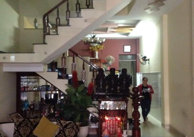 Nhà HXH 118, đường Liên Khu 5-6, P Bình Hưng Hòa B, Q. Bình Tân