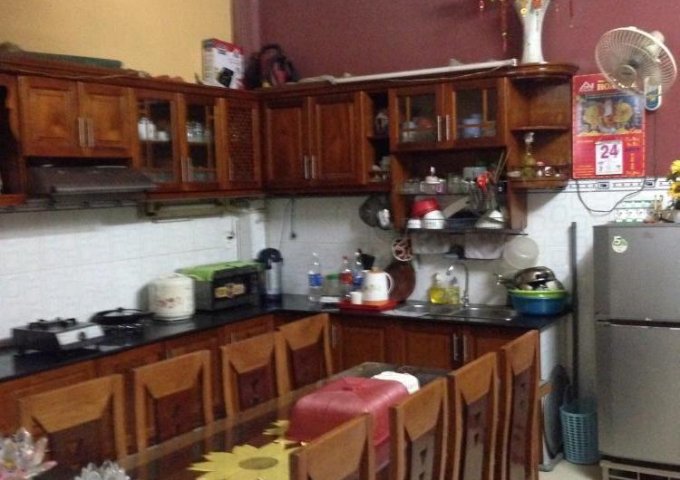 Nhà HXH 118, đường Liên Khu 5-6, P Bình Hưng Hòa B, Q. Bình Tân