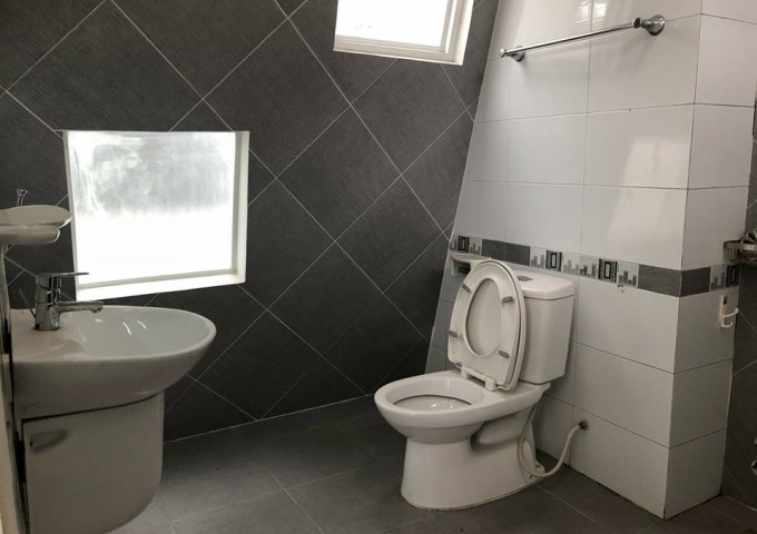 Bán biệt thự hẻm 44/16, đường Số 8, Phường 11, Quận Gò Vấp, diện tích 7,2x24m, 1 trệt, 3 lầu, gara