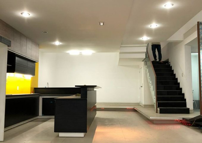 Bán biệt thự hẻm 44/16, đường Số 8, Phường 11, Quận Gò Vấp, diện tích 7,2x24m, 1 trệt, 3 lầu, gara