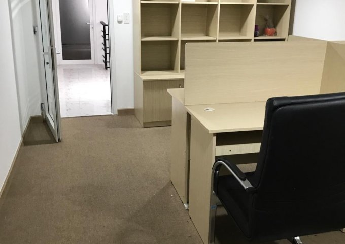 Cho thuê nhà mặt tiền 841 Lê Hồng Phong, P12, Q10, TPHCM giá tốt